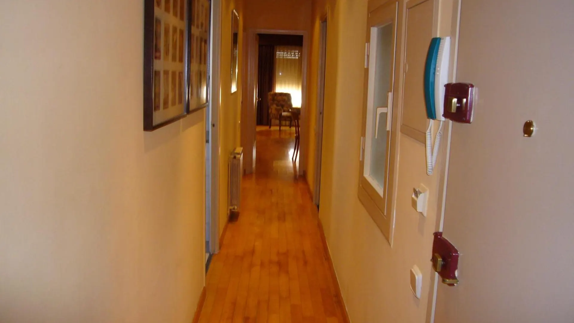 Lägenhet Apartaments Sant Jordi Girona 97 Barcelona