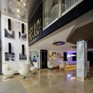 hotellátogatás